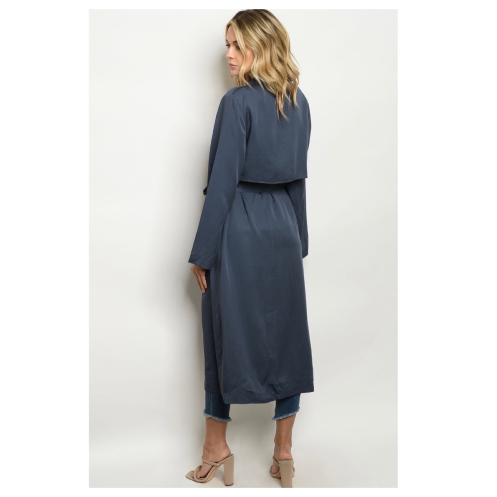 39🆑 2 for $16 Navy trench coat - Picture 4 of 4